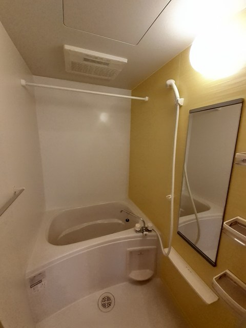 バス・シャワールーム　ウエストハウス（2012年築）