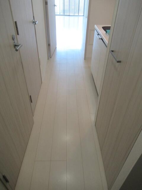 玄関　※参考写真