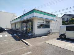 コンビニ　ファミリーマート　浜乃木六丁目店（コンビニ）まで322m