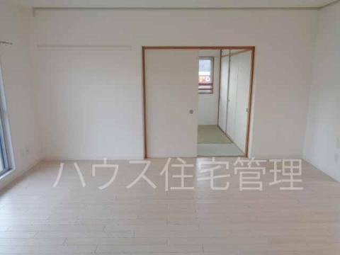 居室・リビング　リビング