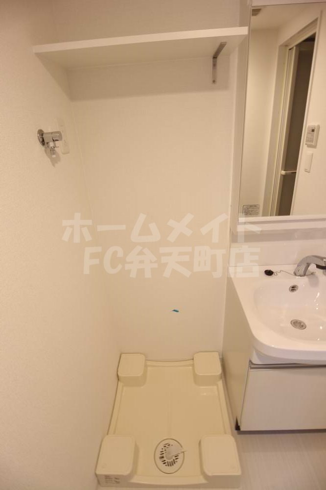その他　室内洗濯置き場です