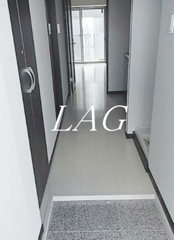 玄関　玄関です。