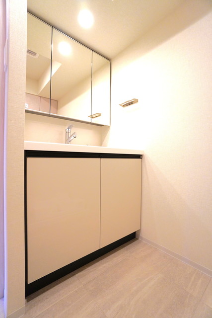 洗面設備　※写真は同タイプ住戸です。