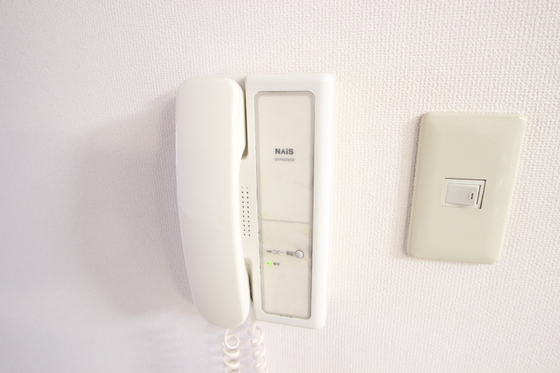 セキュリティ　※別号室の写真になります。