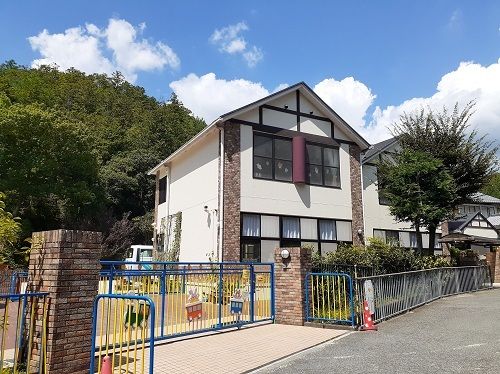 幼稚園・保育園　岩倉幼稚園（幼稚園・保育園）まで600m