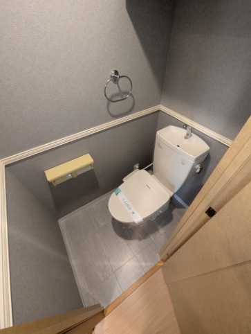 トイレ　ウォシュレット新品