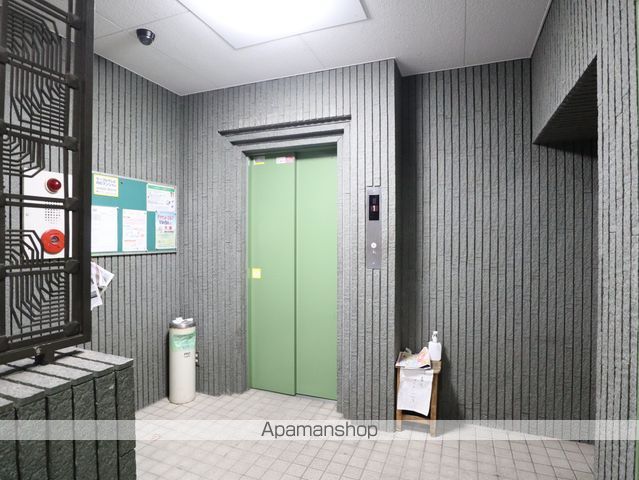 ロビー　ロビー