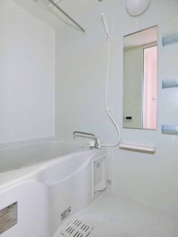 バス・シャワールーム　図面と現状に相違がある場合には現状を優先