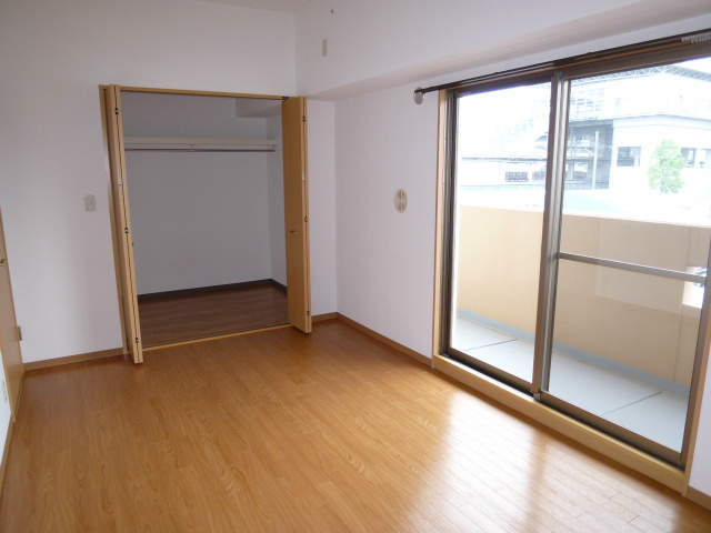 収納　ウォークインクローゼット