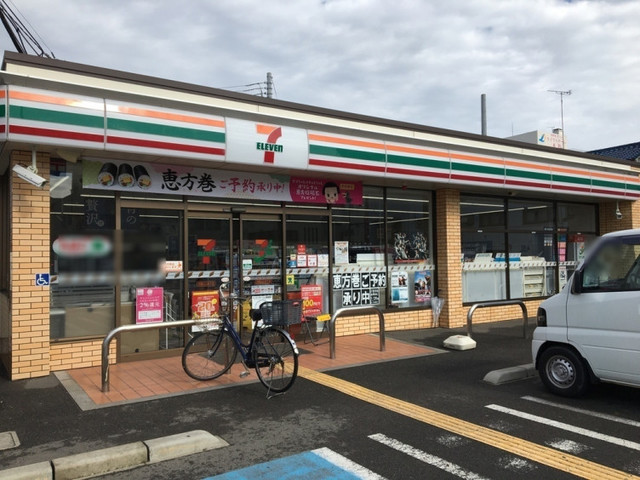 コンビニ　セブンイレブン和歌山山吹丁店（コンビニ）まで475m