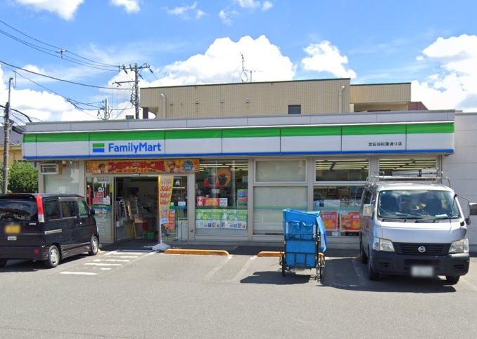 コンビニ　ファミリーマート 世田谷松葉通り店（コンビニ）まで485m