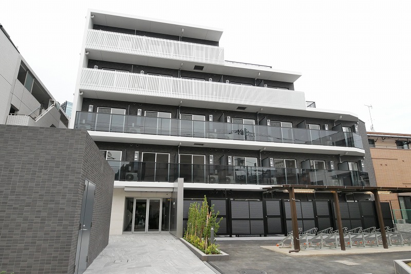 建物外観　落ち着いた雰囲気の外観です