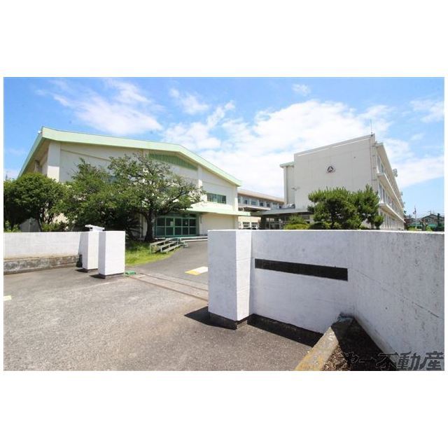 小学校　静岡市立富士見小学校（小学校）まで800m