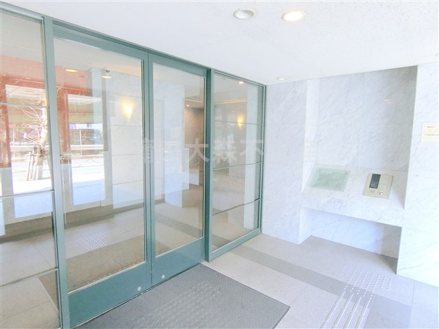 エントランス　防犯カメラ　オートロック　エントランス