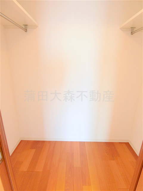 収納　収納　広々ウォークインクローゼット