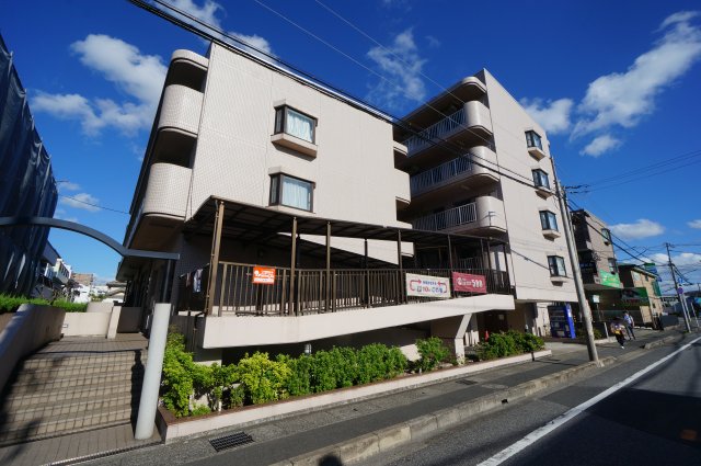 建物外観　物件、駅でお待ち合わせでのご案内歓迎！