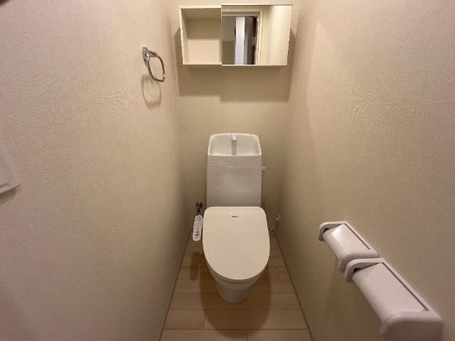 トイレ　シャワー付トイレ