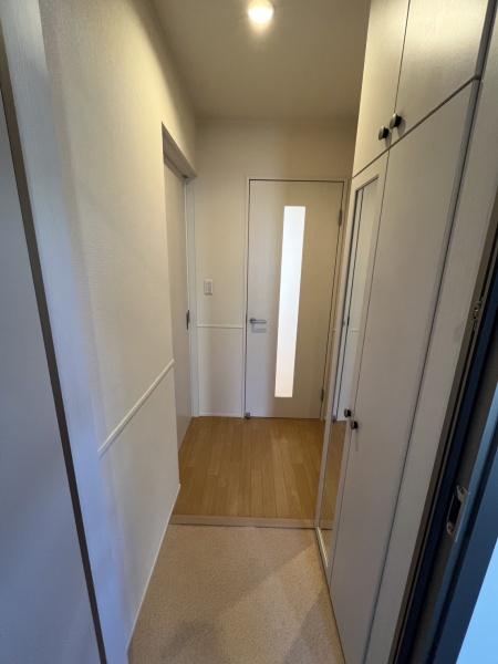 玄関　広々した玄関ホール