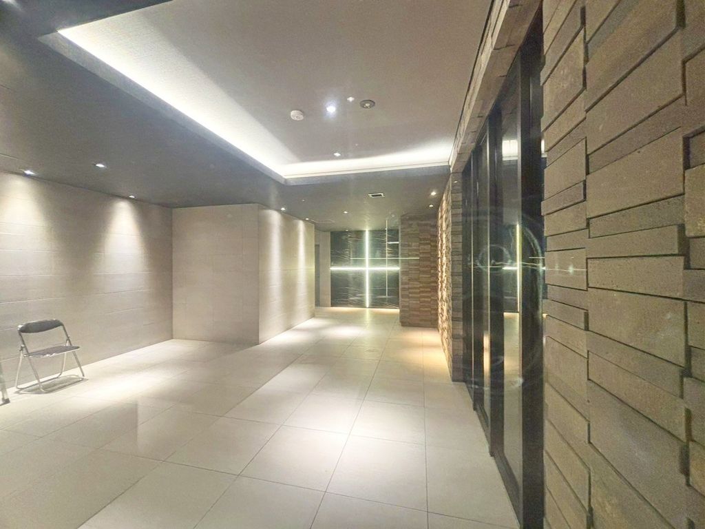 ロビー　エントランス