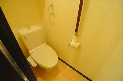 その他　温水洗浄便座