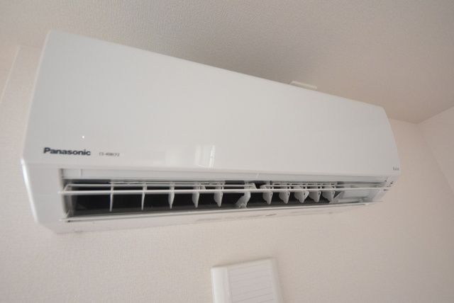 その他設備　エアコン２基