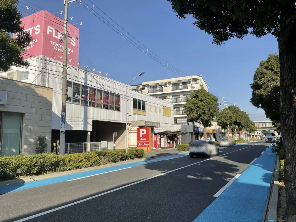 スーパー　ワッツ 伊丹店（スーパー）まで568m