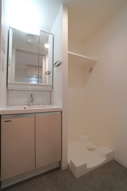 洗面設備　※写真は同タイプ住戸です。