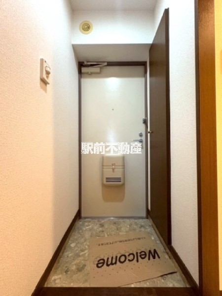 玄関　写真は別部屋