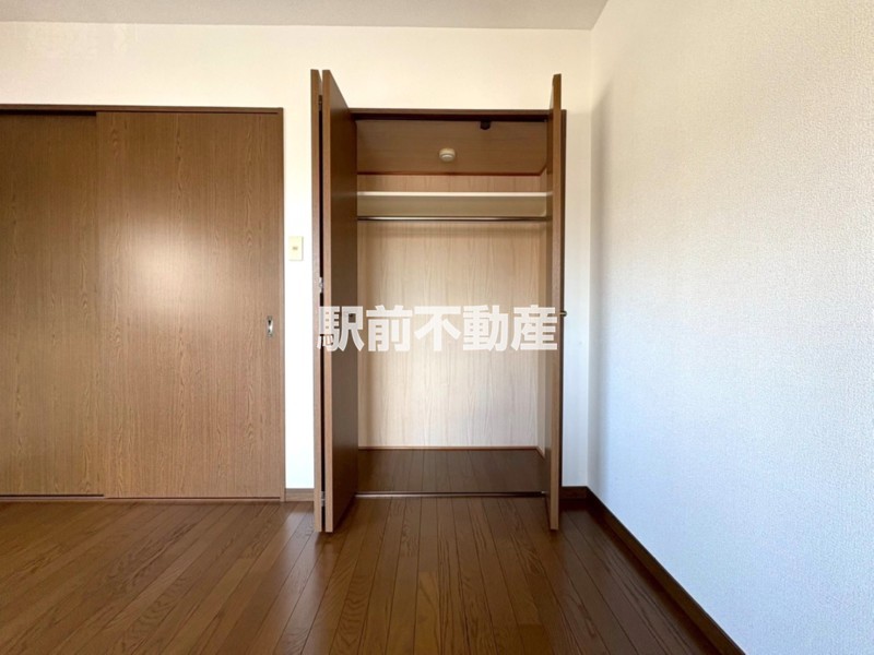 収納　写真は別部屋