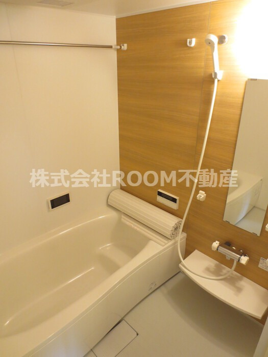 バス・シャワールーム　ゆったり過ごせるお風呂です