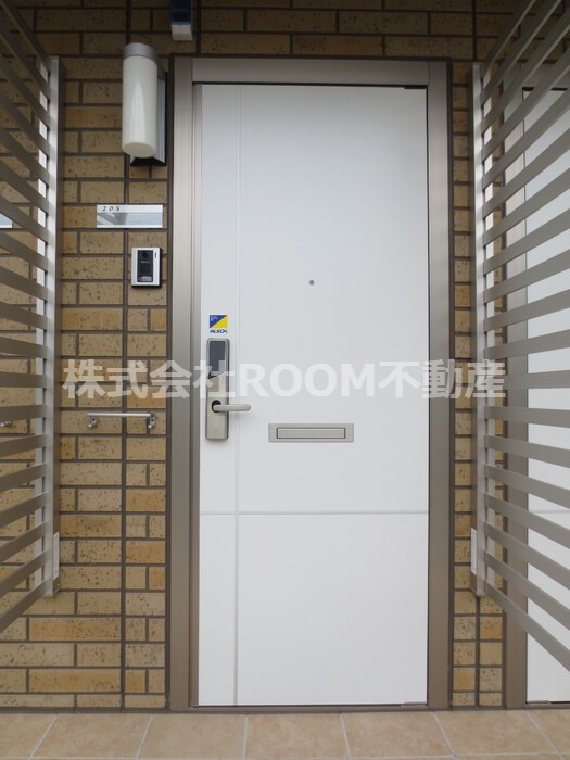 玄関　明るい玄関です