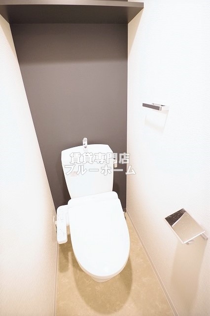 トイレ　ウォシュレット付き！