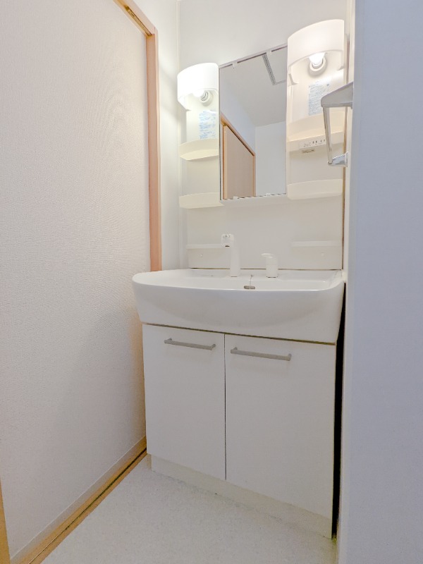 洗面設備　図面と現状に相違がある場合には現状を優先