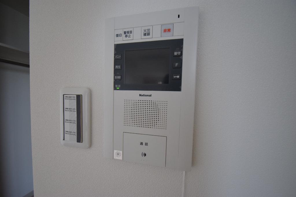 セキュリティ　カメラ付インターホン