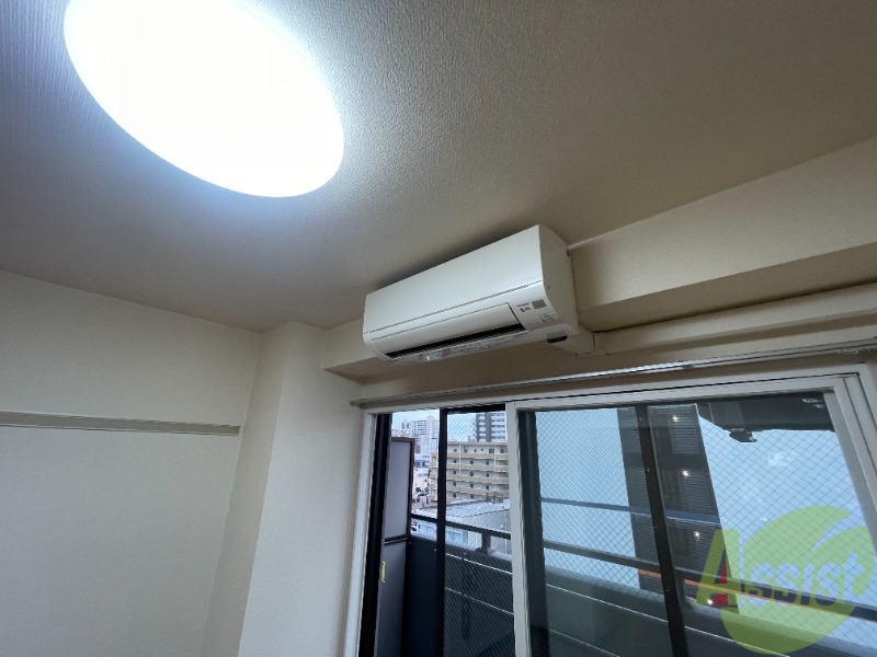 その他設備　洗濯パンが設置されており洗濯機も問題なく設置出来そうですね。