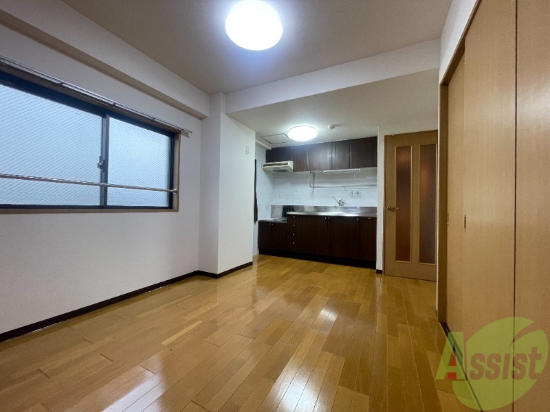 居室・リビング　家具関係も問題なく設置することが可能だと思います。