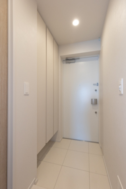玄関　※写真は同タイプ住戸です。