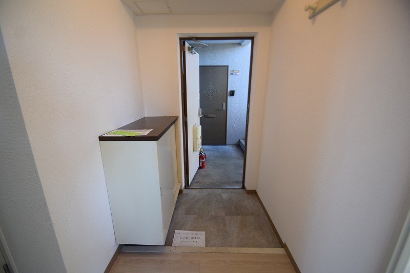 玄関　反転間取り参照