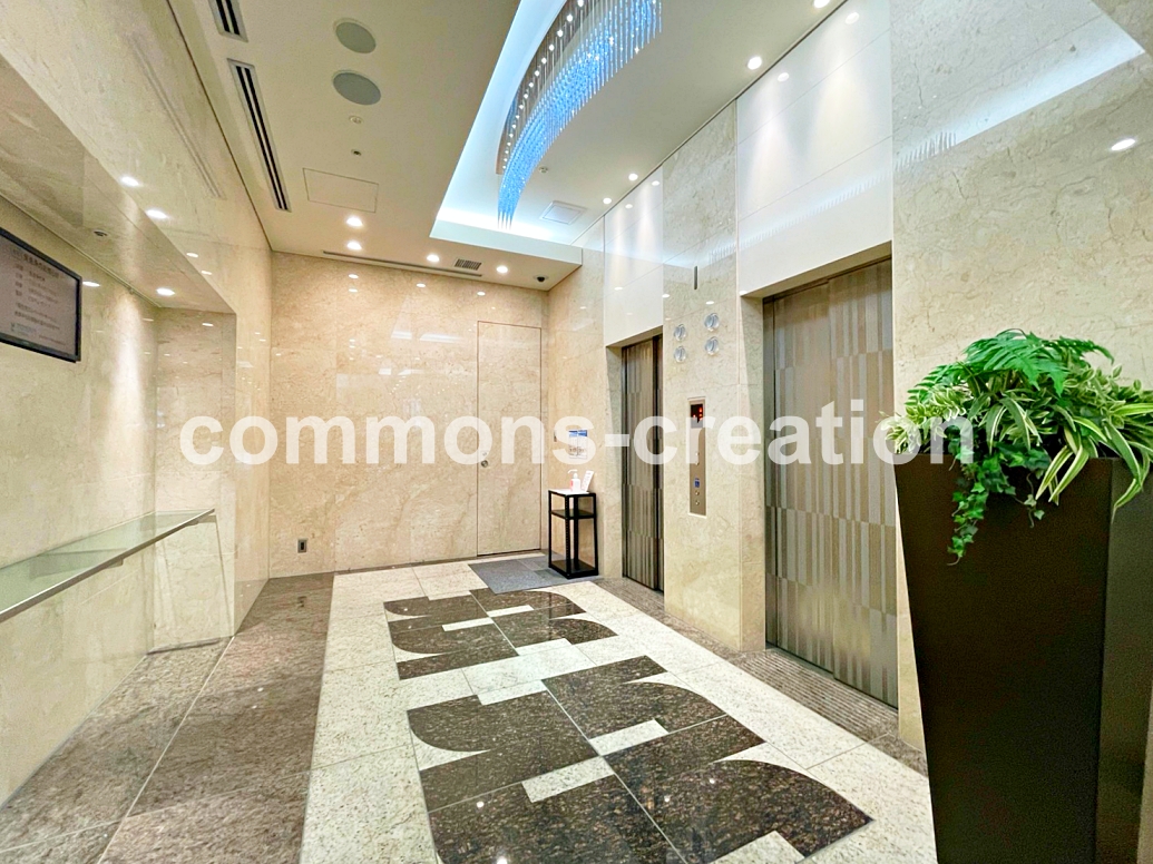 コンビニ　ファミリーマート汐留イタリア街店（コンビニ）まで170m