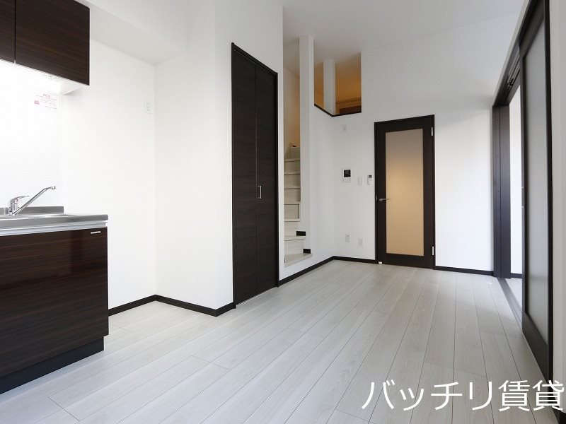 居室・リビング　別号室の画像。現況優先