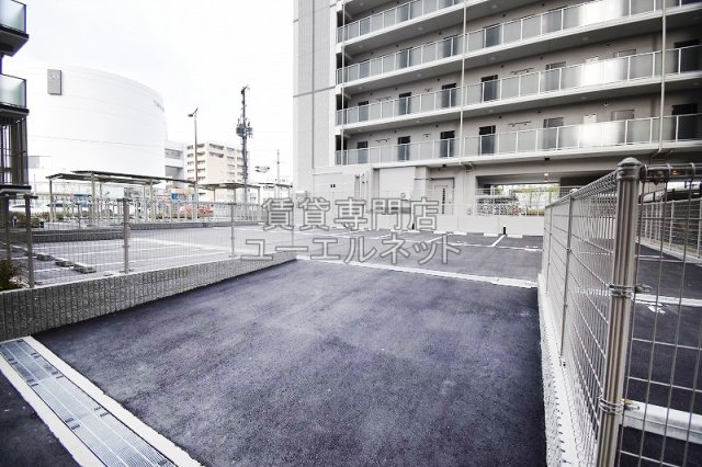 駐車場　敷地内駐車場