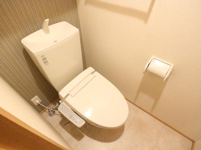 トイレ　落ち着いたトイレです