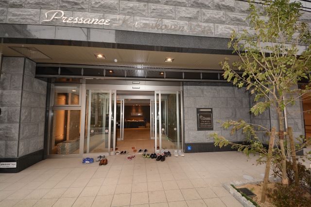 エントランス　プレサンス高津公園ディオ　エントランス