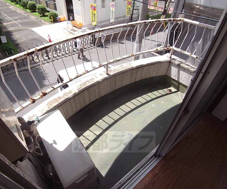 バルコニー　日当たり良好です。