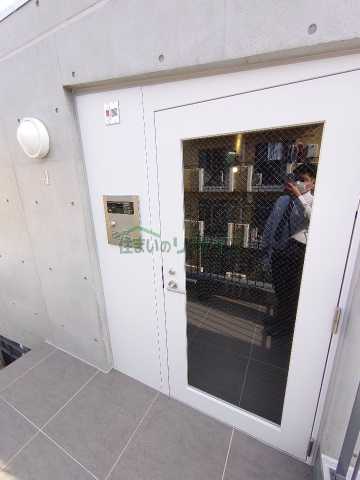 エントランス　ミオテゾーロ哲学堂カーザ