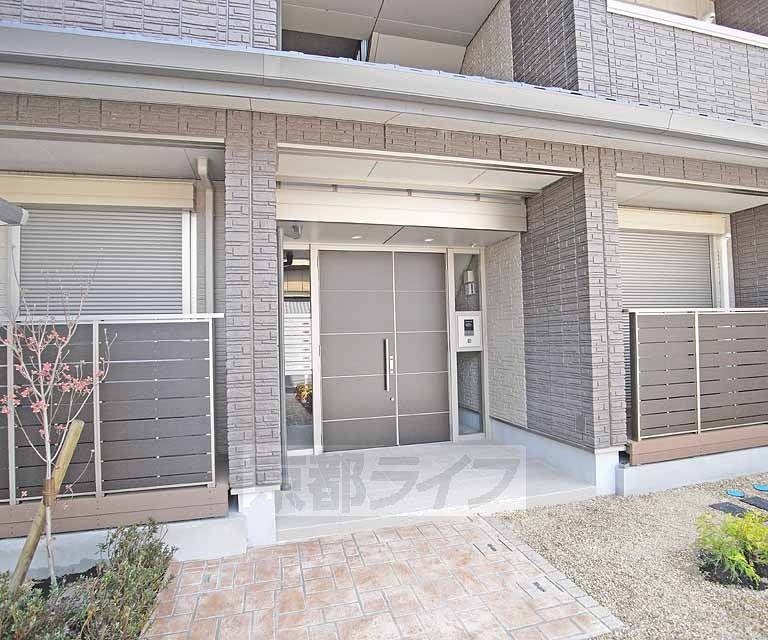 エントランス　建物入り口です