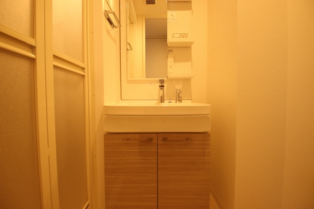 洗面設備　※別室の参考写真の為、現況優先です。