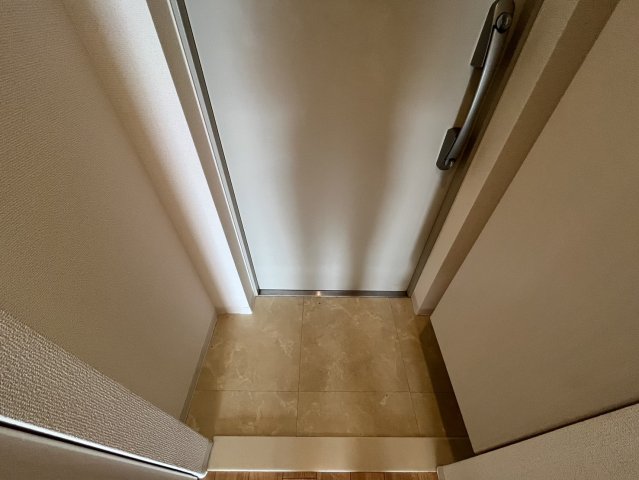 玄関　コンパクトな玄関です