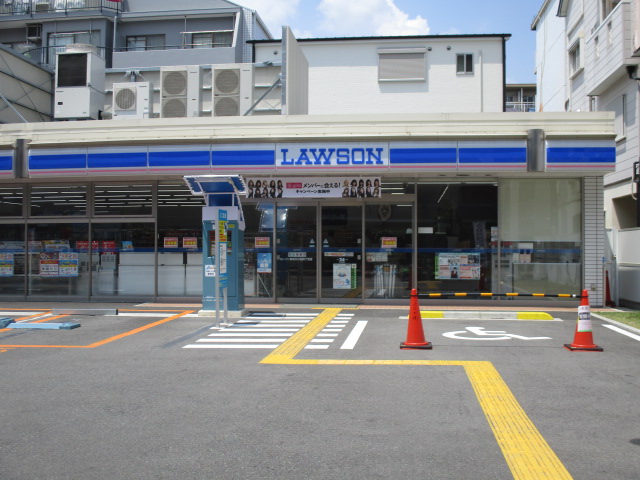 コンビニ　ローソン 東淀川小松四丁目店（コンビニ）まで383m