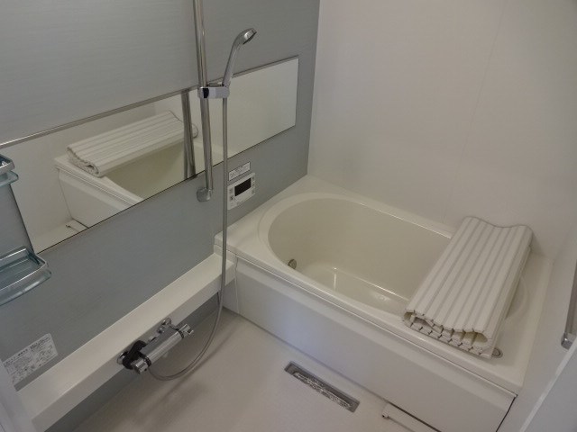 バス・シャワールーム　別部屋参考写真です。